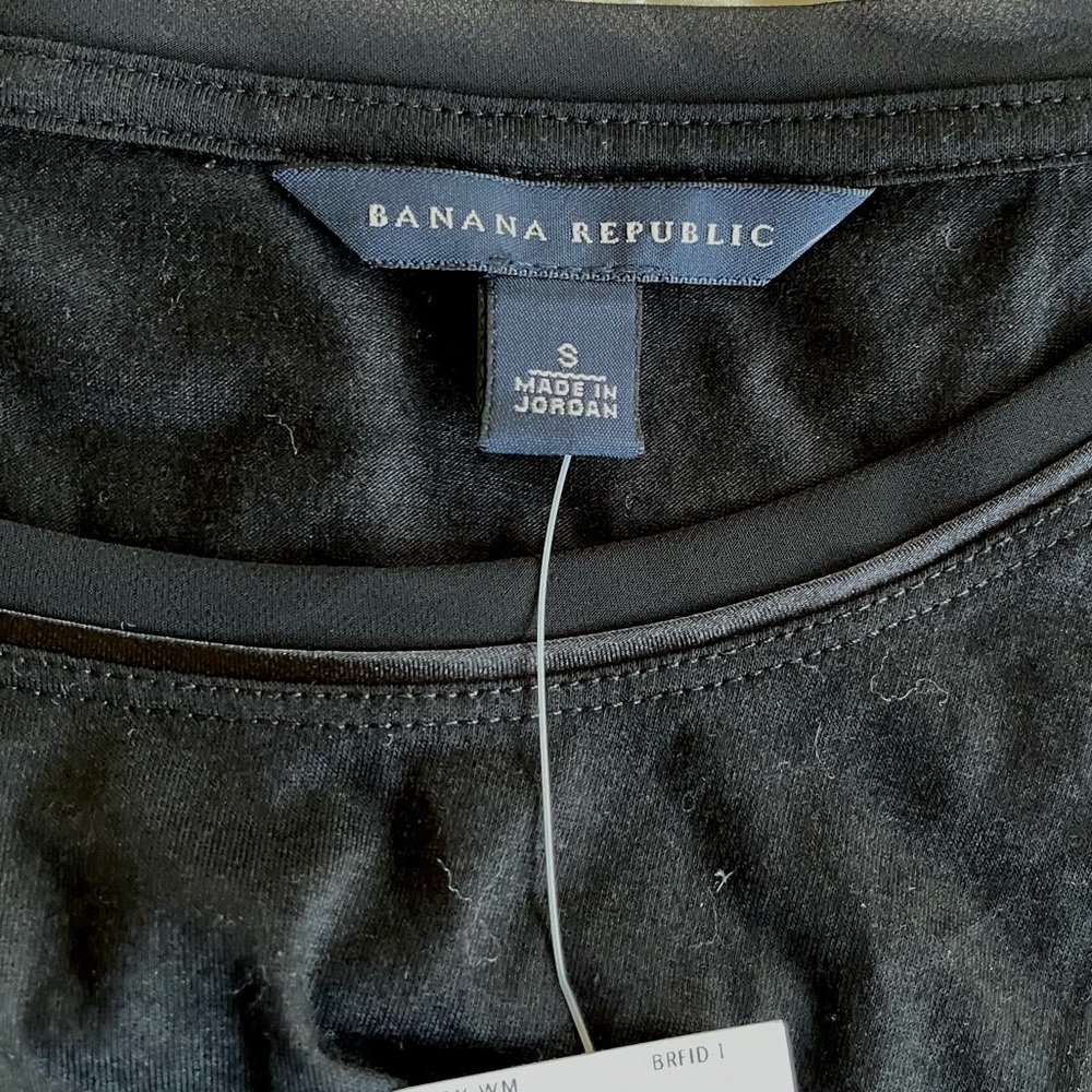 Banana Republic Classic Black Short Sleeved Tee Top, size S - Picture 5 of 9